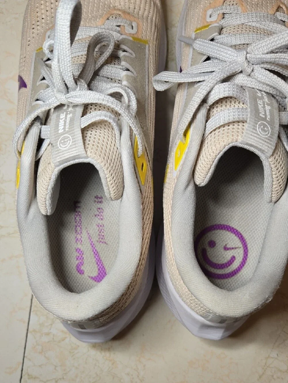 Nike Air Zoom Pegasus 40 Guava Ice/Vivid Purple Running Shoes - Picture 7 of 9